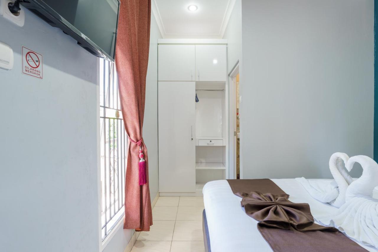 Fast Hous Syariah Bogor Mitra Reddoorz Hotel Kültér fotó
