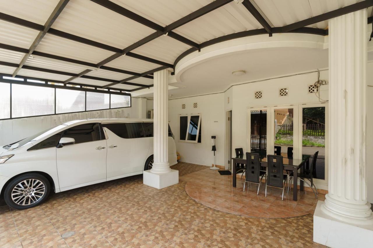Fast Hous Syariah Bogor Mitra Reddoorz Hotel Kültér fotó